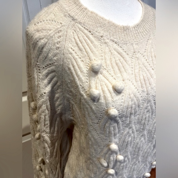 Pink Martini Cream popcorn sweater, Size Smallll - Picture 2 of 7